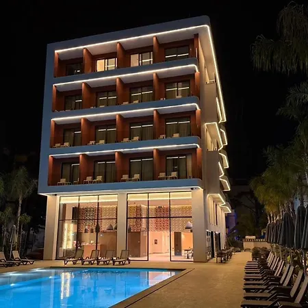 מלון Savotel 5*